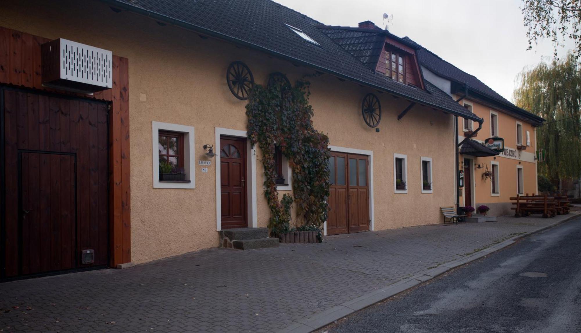 U Prejzku Appartement Lhotka  Buitenkant foto